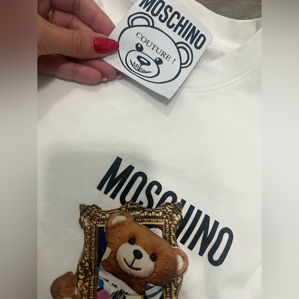 Moschino T-shirt